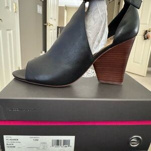 Vince Camuto Black Women's Heeled Sandals